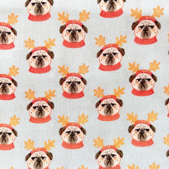 3.4 yd - Pugs Holiday - Pugs Pattern - Fabric - Picture 3 of 4
